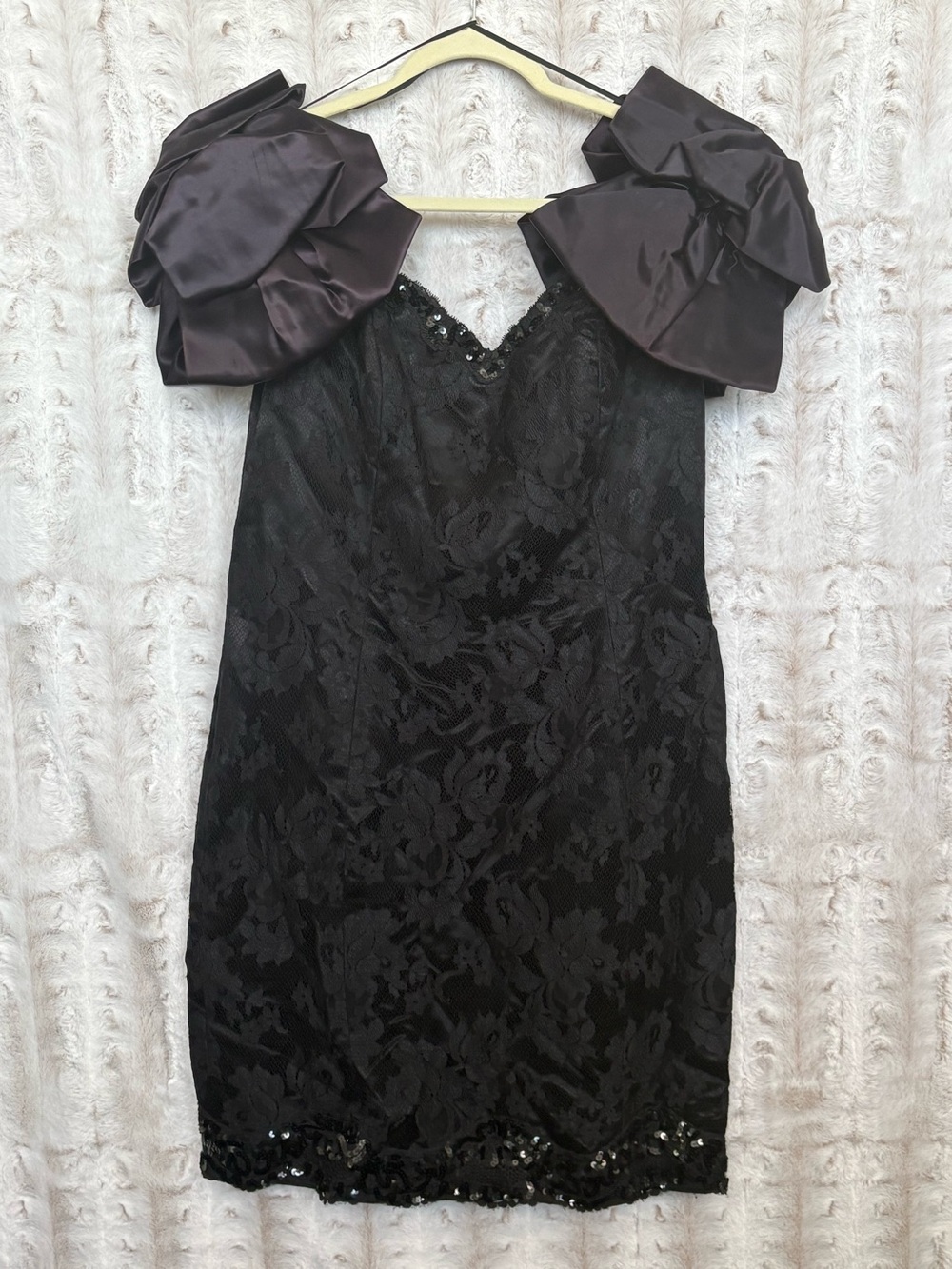 Vintage 80’s A.J. BARI sequin and lace cocktail dress